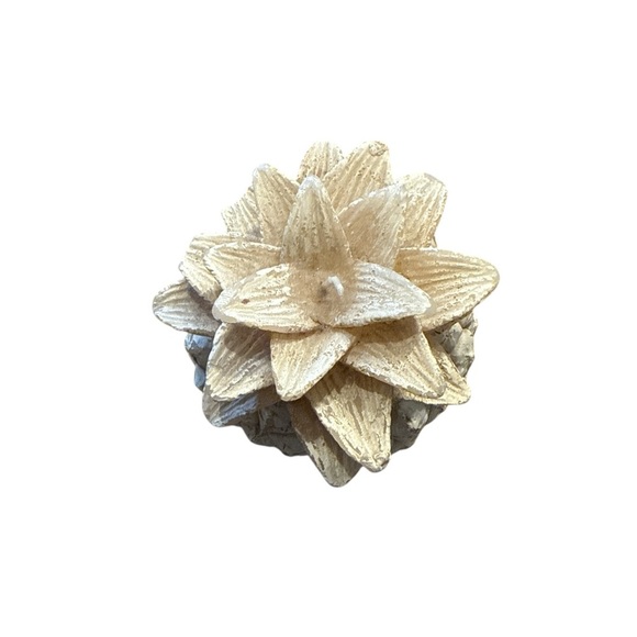 Decorative Pineapple Figurine Candle - Picture 3 of 4